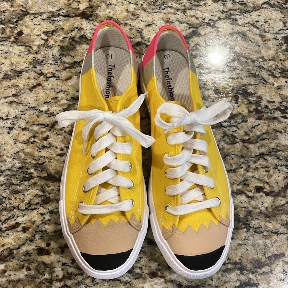Pencil✏️Tennis shoes 💛💗Canvas Sneakers✏️ - Picture 5 of 16